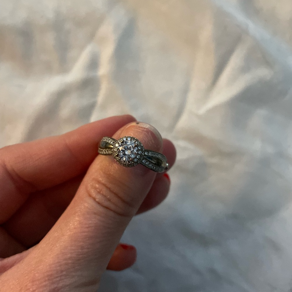 Elegant Sterling Silver cubic zirconia braided band Ring